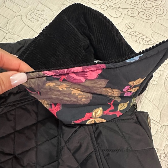 NEW Barbour x Tuckernuck Kinsley Quilted Jacket Black Floral Lining Sz 6 NWT - Picture 13 of 15